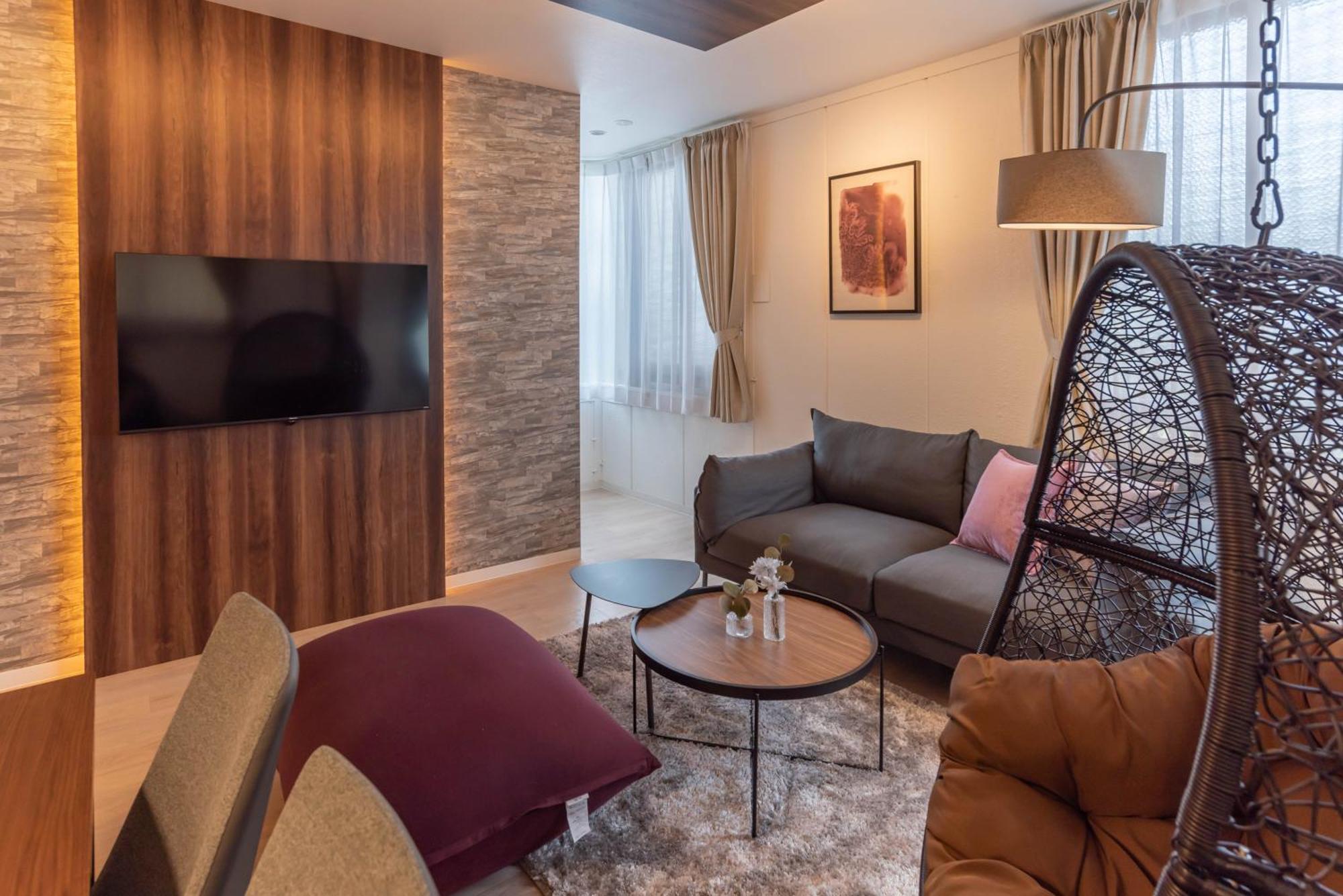 Bijou Suites Sorriso Осака Стая снимка